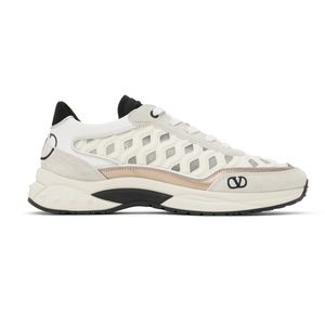 NWT - Valentino Garavani Ready Go Runner Low Top Sneaker